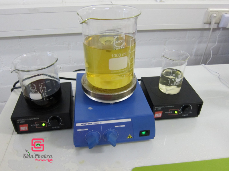 magnetic stirrer with and without hot plate
