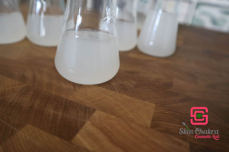 tea-sieve and magnetic stirrer